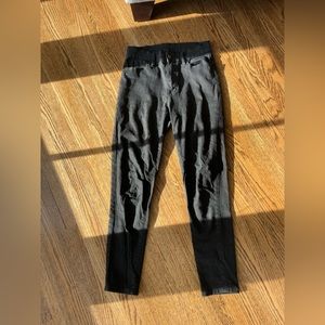 BDG black grazer skinny Jean